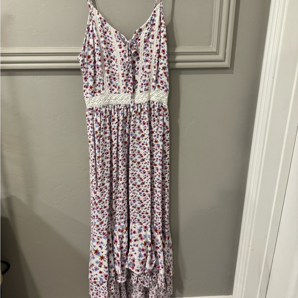 Floral Maxi Dress with Lace Detail